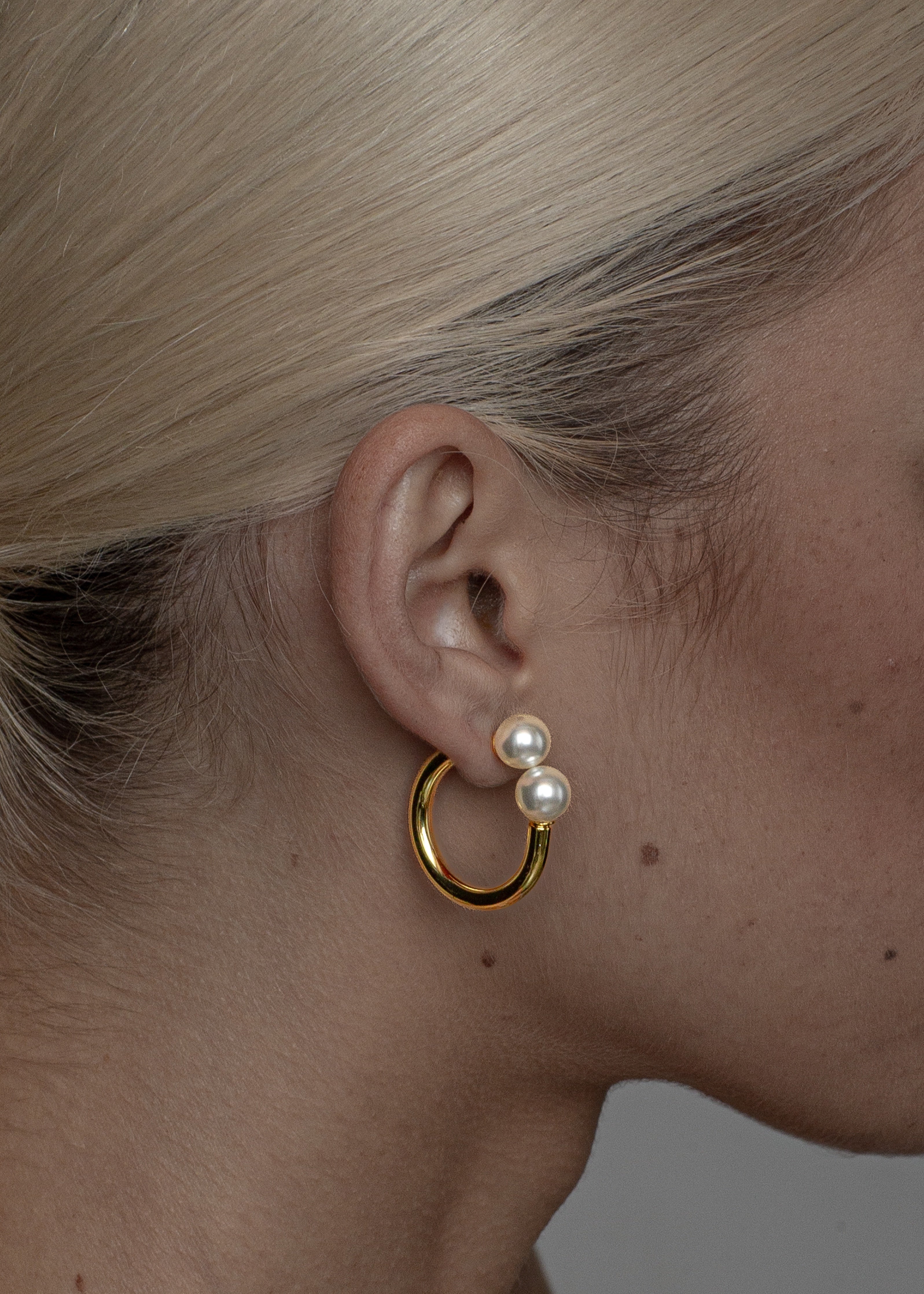 Carlisle Earrings / Gold