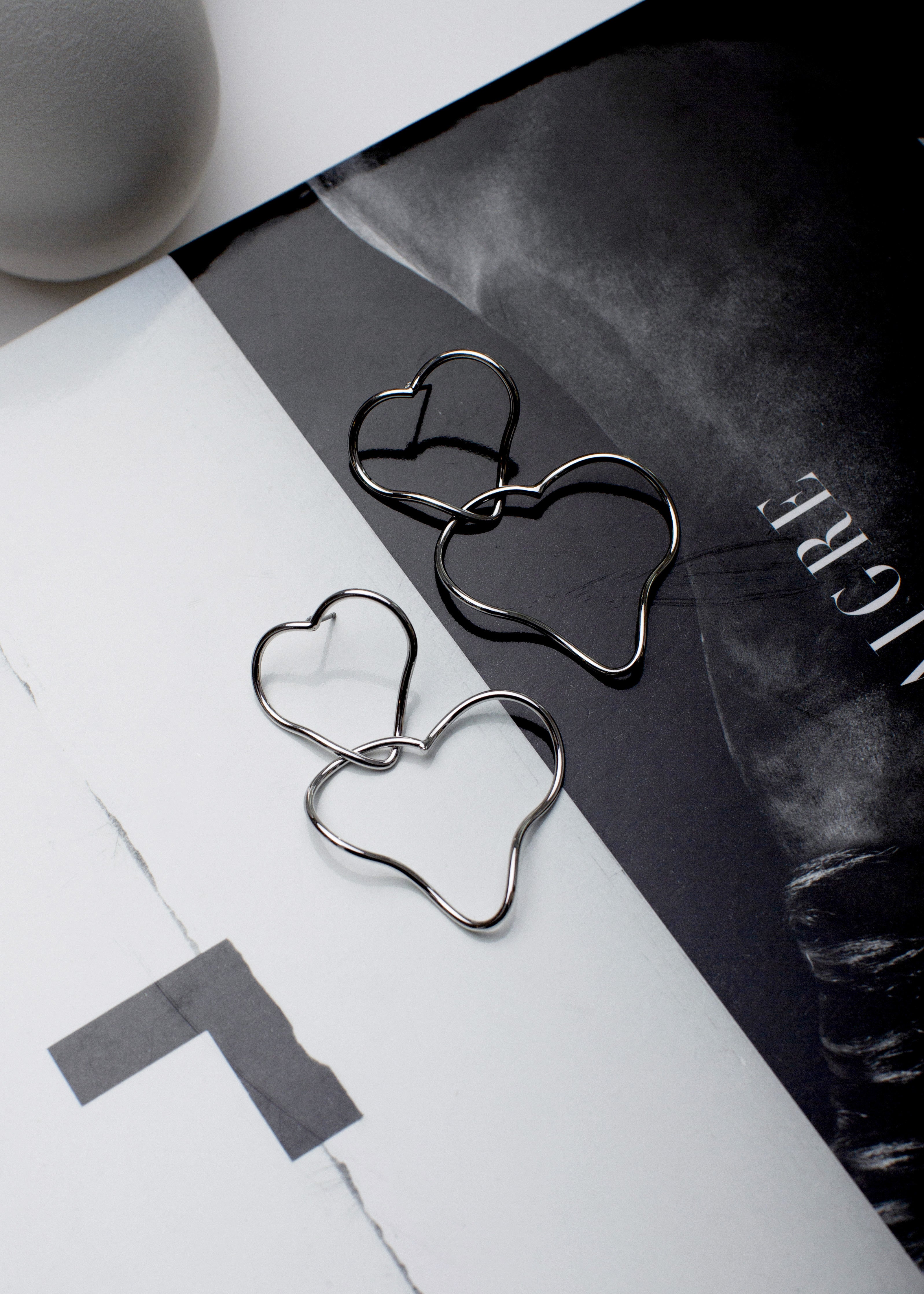 Wonder Love Drop Earrings / Silver