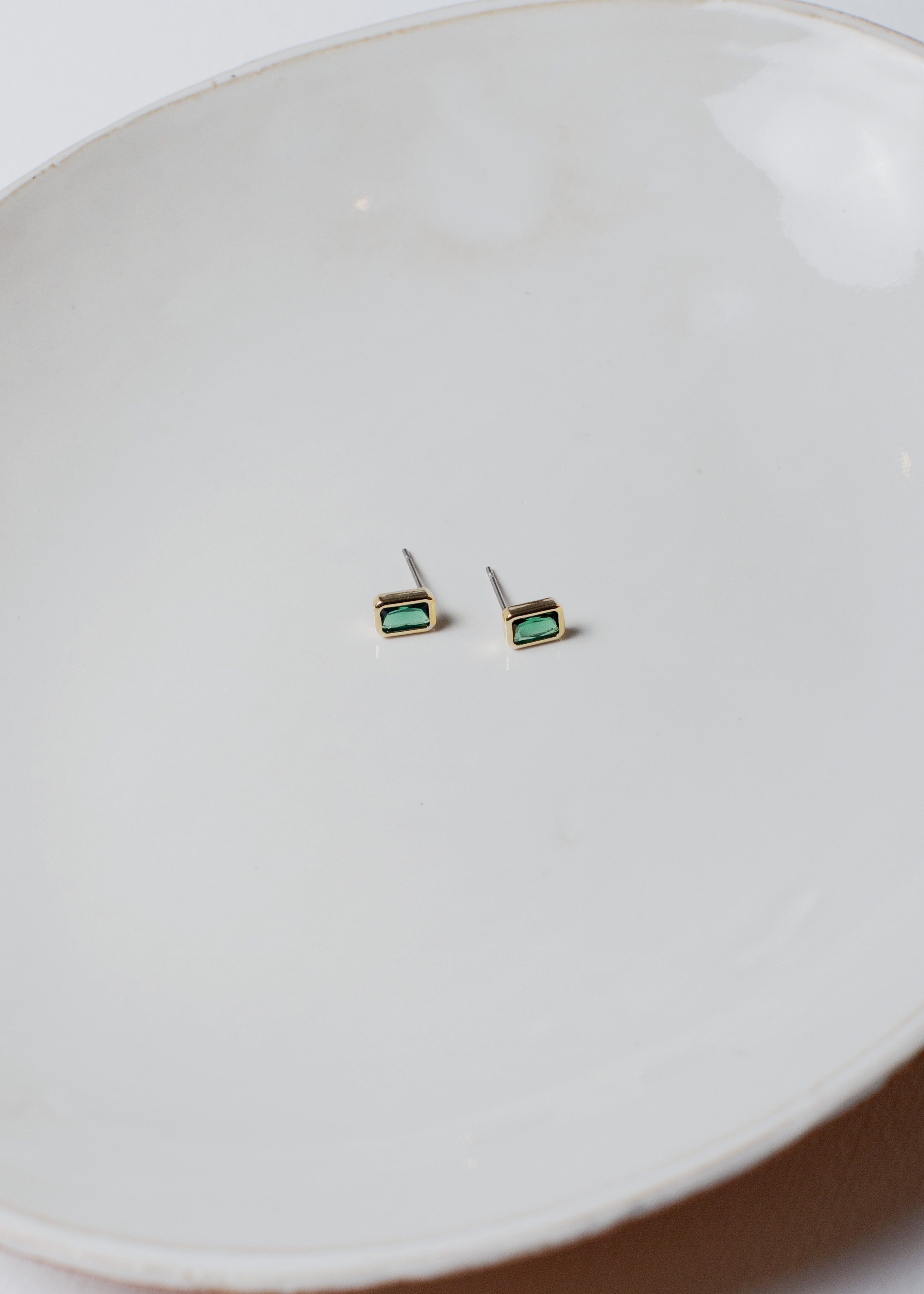 Leo Studs / Green