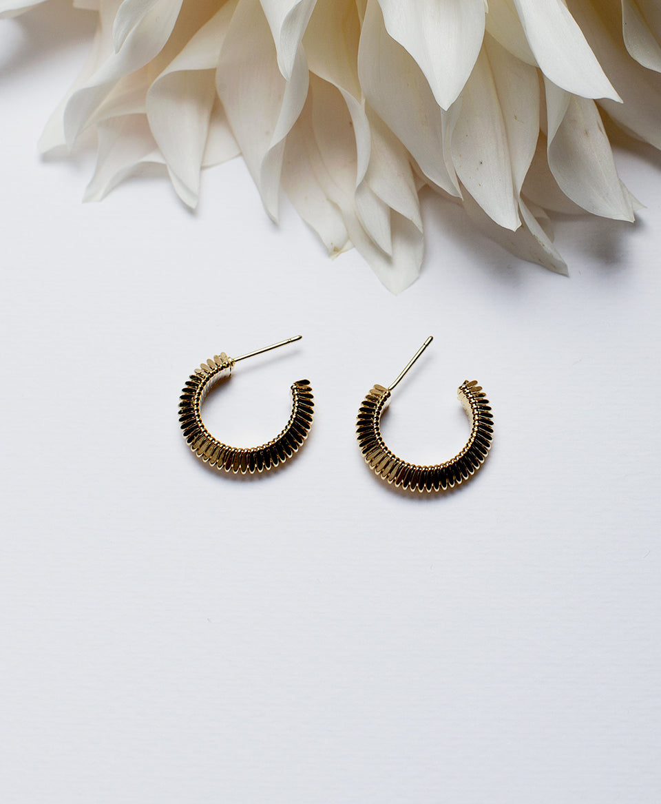 Erika Hoop Earrings / Gold