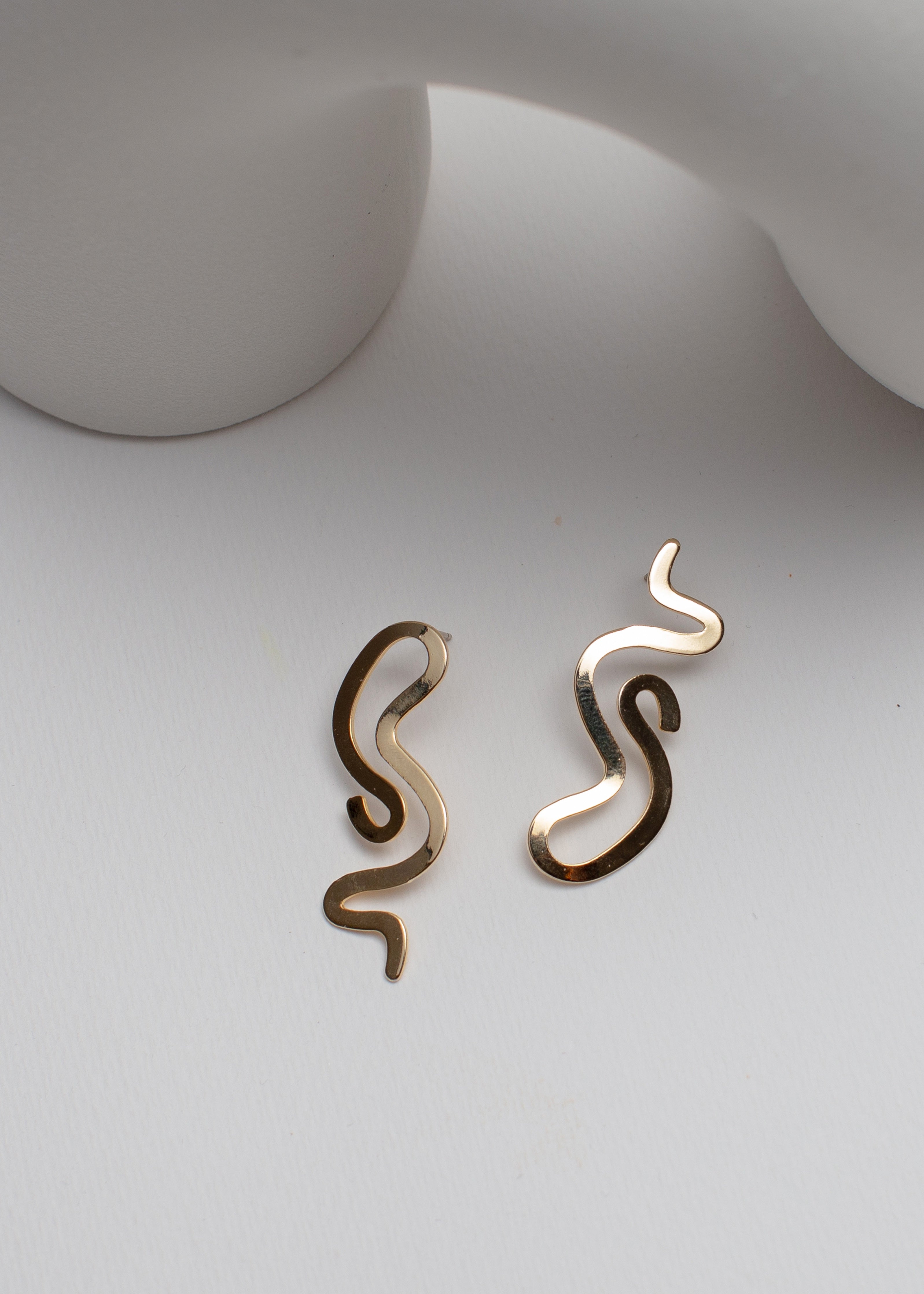 Swirl Studs / Gold