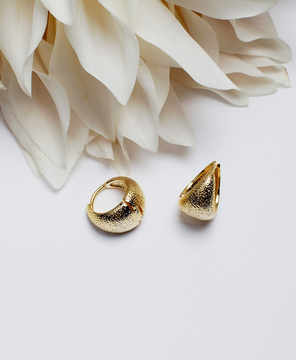 Bell Mini Hoops / Gold