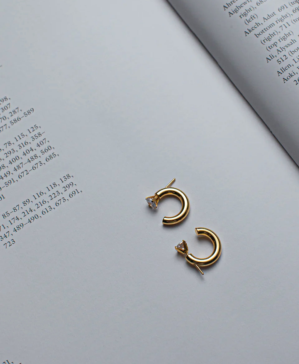 Sinclair Mini Hoop Earrings / Gold