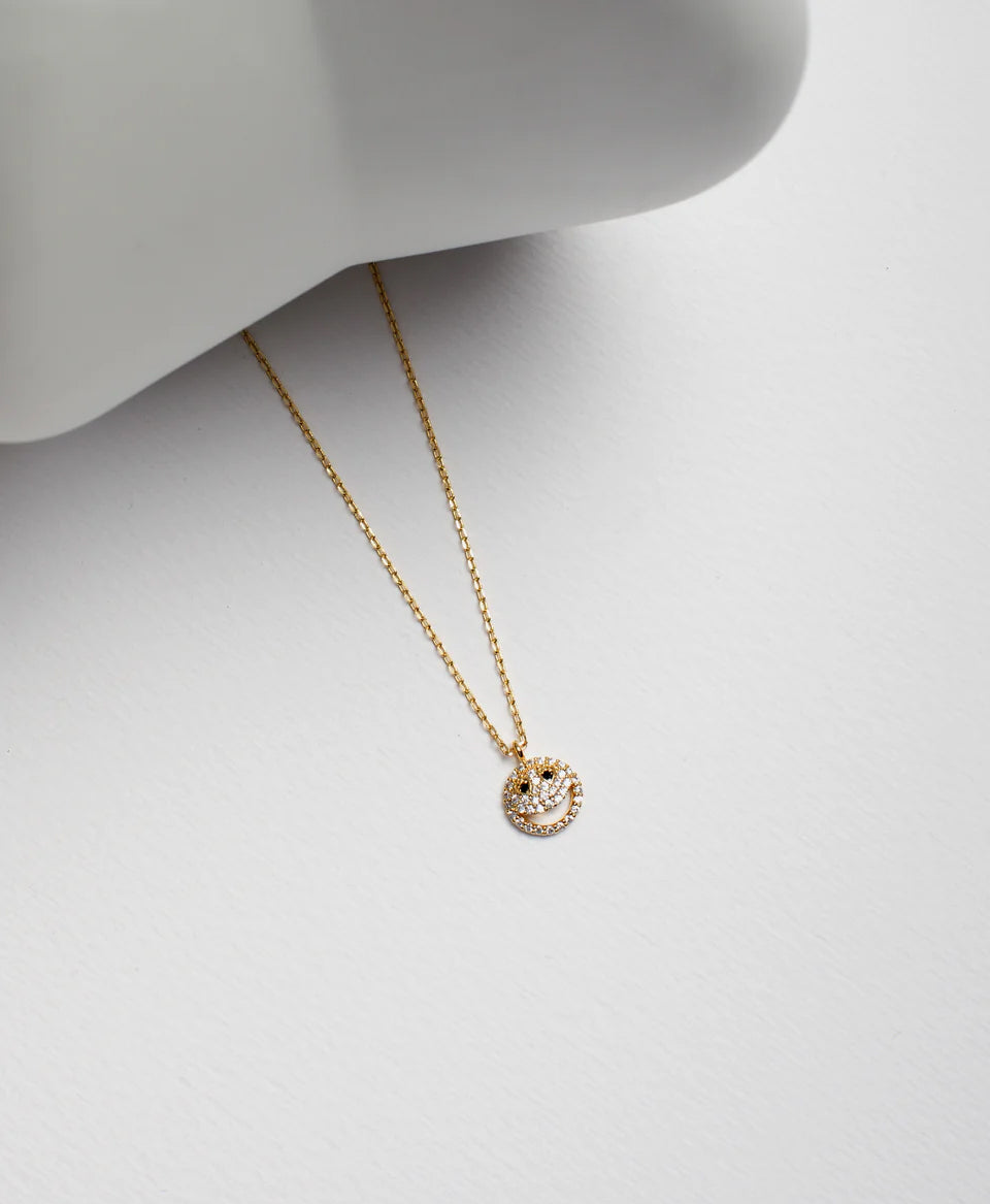 Smile Love Necklace / Gold