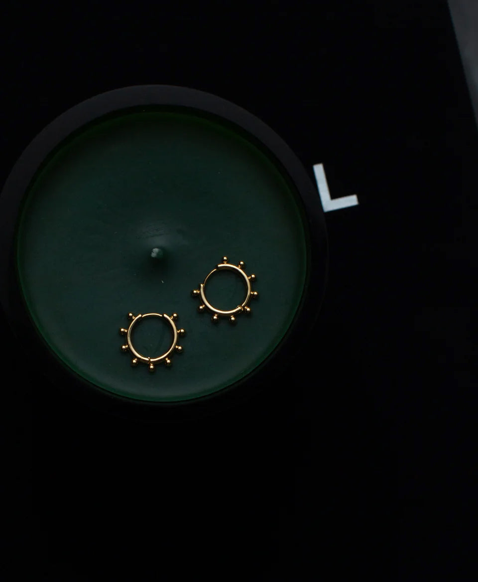 The Trinket Hoop Earrings / Gold