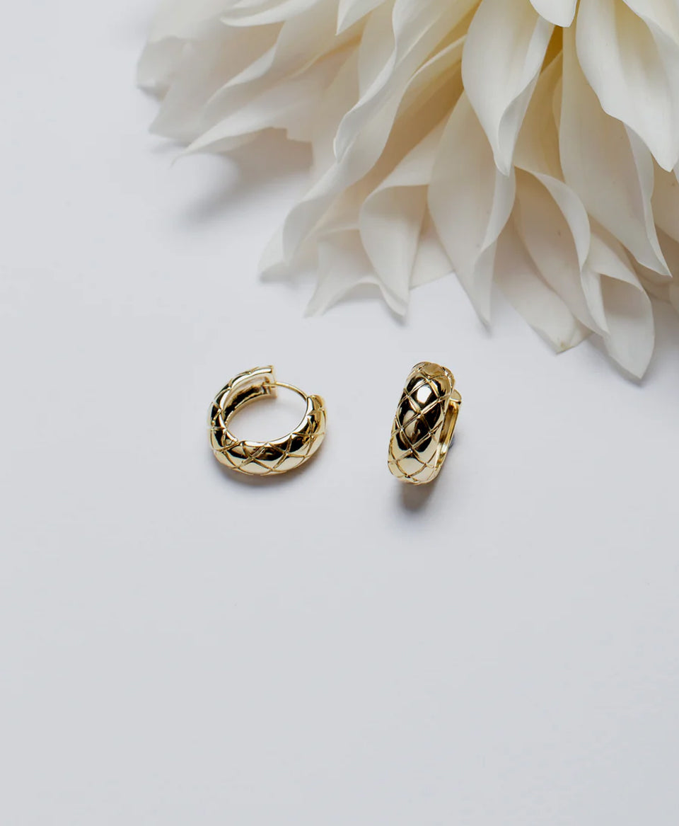 Tweed Hoop Earrings / Gold