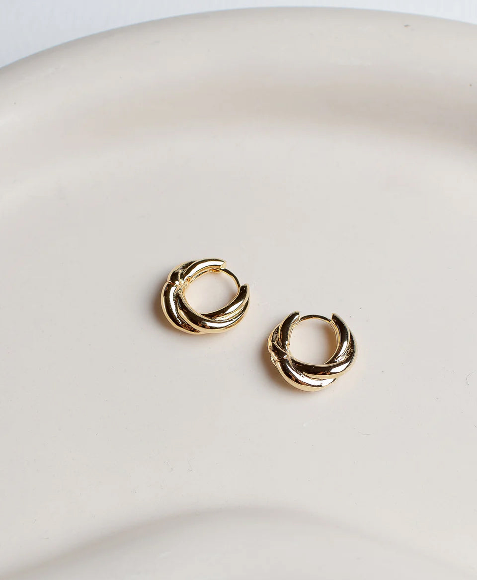 Vera Mini Hoops / Gold